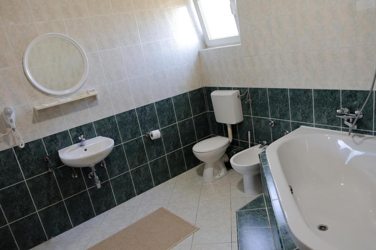 Motel Lav Čapljina Kültér fotó